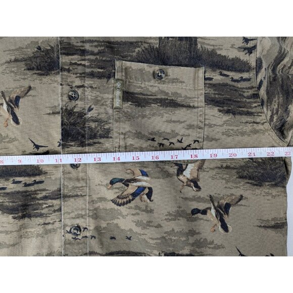 Columbia River Lodge Shirt Men's Medium Duck Hunt Camo Button Down Long Sleeve - Picture 3 of 7